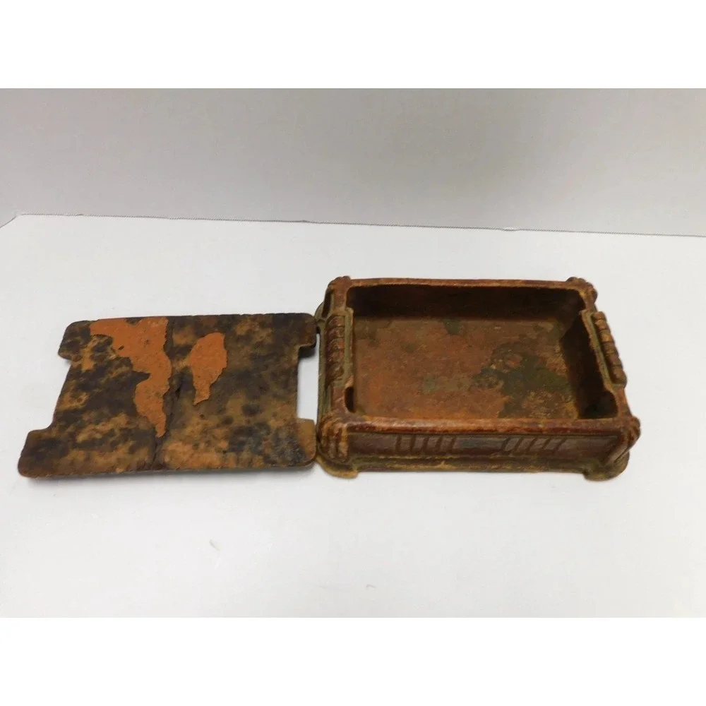 Vintage Syroco Wood Nautical Ornatewood Carved Cigarette Trinket Box DW767
